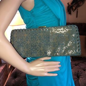 Sondra Roberts Clutch EUC